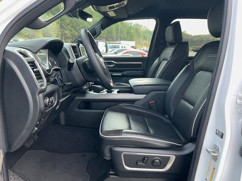 Used 2025 RAM 1500 Laramie image 13