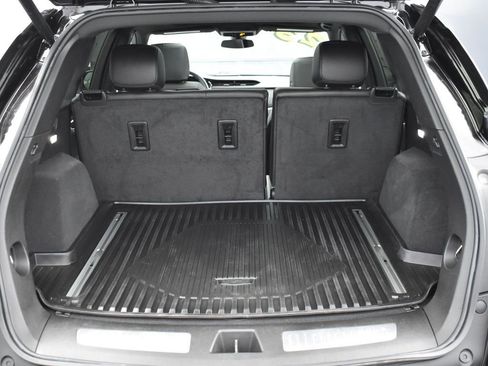 Used 2023 Cadillac XT5 Sportv image 10