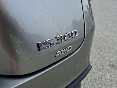 Used 2022 Lexus IS 300 AWD w/ Premium Package image 30