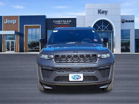New 2026 Jeep Grand Cherokee L Limited w/ Limited Altitude Package AWD/4WD image 2