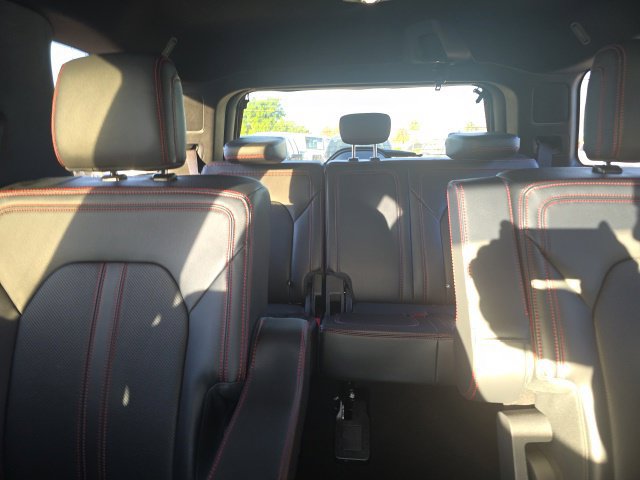 Used 2024 Ford Expedition Limited RWD image 12