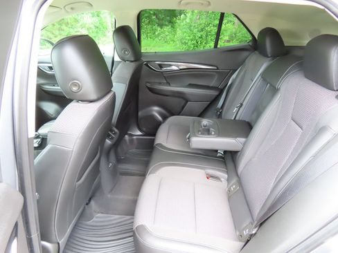 Used 2022 Buick Envision Preferred AWD/4WD image 31