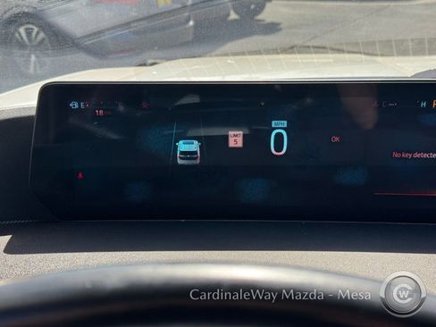 Used 2025 Ford Expedition Max Platinum AWD/4WD image 19