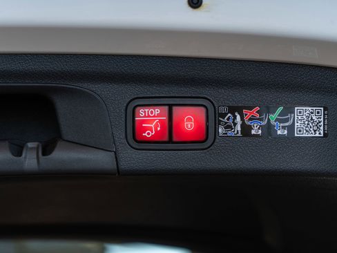 New 2026 Mercedes-Benz GLE 63 AMG S image 35