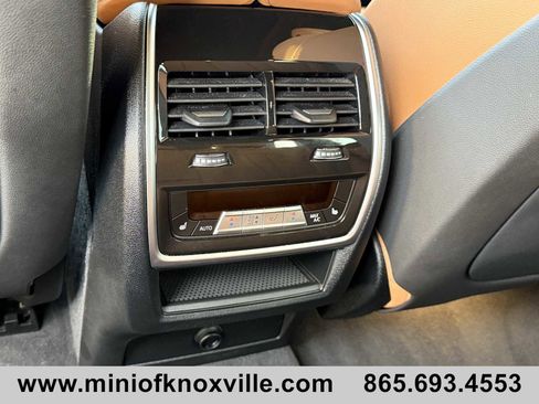 Used 2022 BMW X5 xDrive40i w/ Premium Package image 32