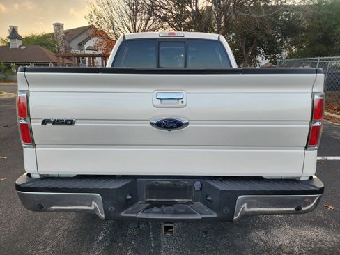 Used 2014 Ford F150 Lariat w/ Equipment Group 502A Luxury image 6