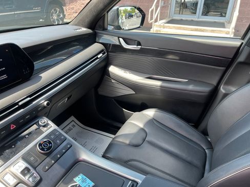 Used 2023 Hyundai Palisade Calligraphy w/ Cargo Package AWD/4WD image 12