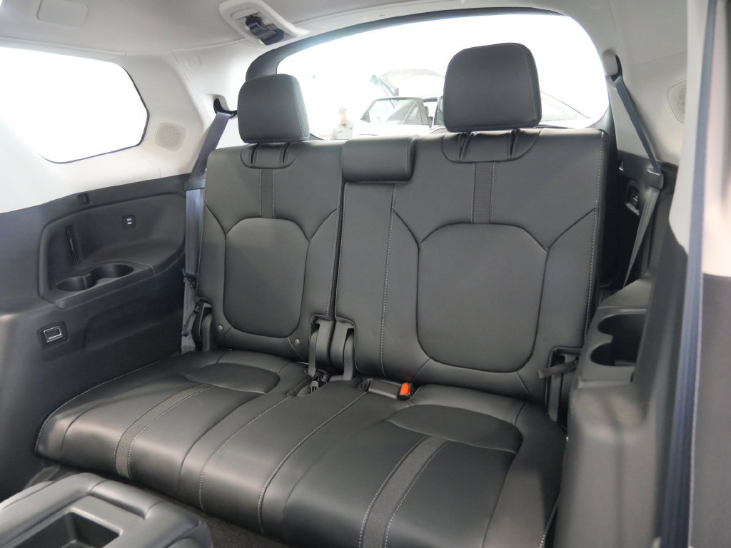 Used 2025 Honda Pilot Touring image 26