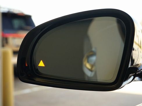 Used 2018 Mercedes-Benz AMG GT Roadster image 13