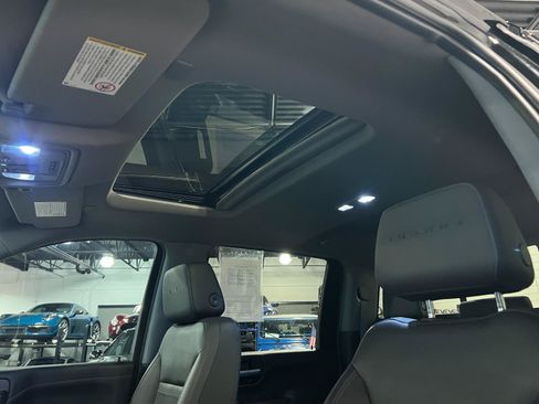Used 2020 GMC Sierra 2500 Denali w/ Denali Ultimate Package AWD/4WD image 23