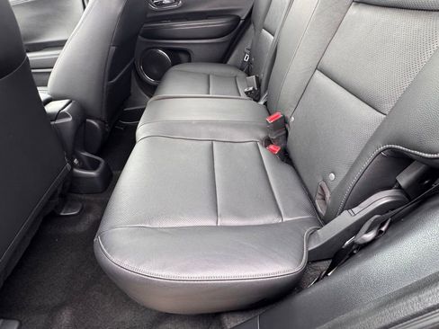 Used 2021 Honda HR-V EX-L image 30