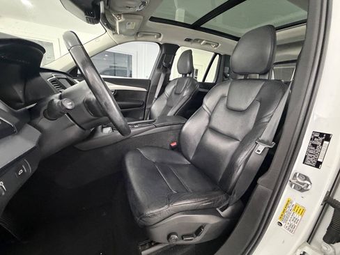 Used 2016 Volvo XC90 T5 Momentum FWD image 25