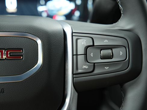 New 2025 GMC Sierra 2500 SLE w/ SLE Value Package; image 30