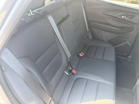 Used 2023 Chevrolet TrailBlazer RS w/ Convenience Package AWD/4WD image 18