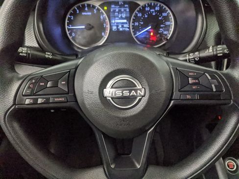 Used 2023 Nissan Kicks S FWD image 11