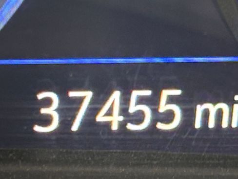 Used 2024 Chevrolet Malibu LT image 40