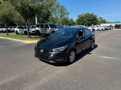 Used 2025 Nissan Versa S w/ Trunk Package