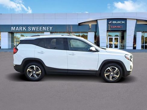 Used 2020 GMC Terrain SLT w/ Preferred Package image 31