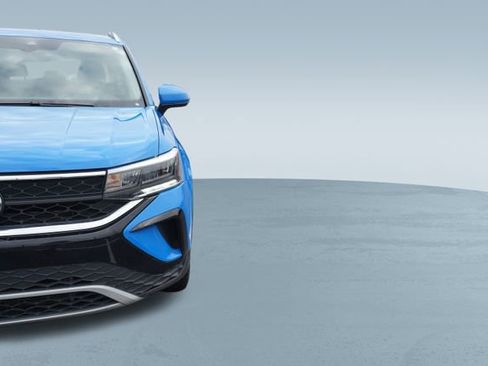 Used 2023 Volkswagen Taos SE w/ Panoramic Sunroof Package image 37