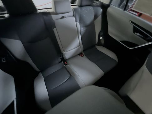 Used 2024 Toyota RAV4 XLE w/ Convenience Package image 33