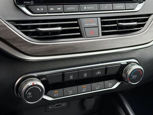 New 2026 Nissan Altima 2.5 SV FWD image 21