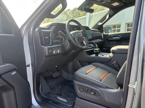 New 2026 GMC Sierra 1500 AT4 image 13