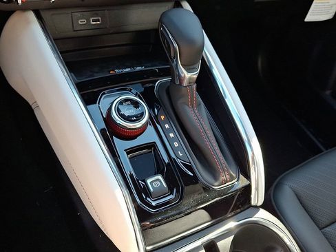 New 2026 GMC Canyon AT4X image 7