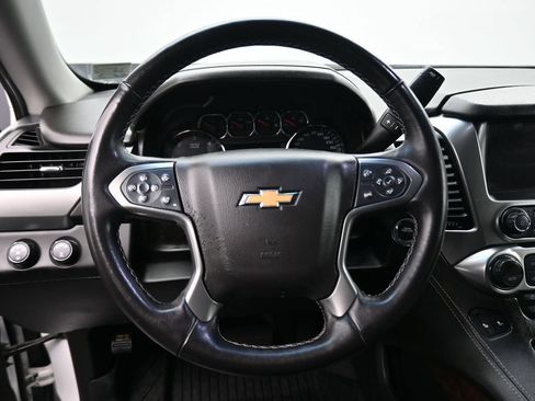 Used 2019 Chevrolet Tahoe LT w/ Luxury Package AWD/4WD image 15