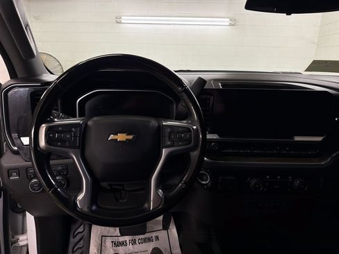 Used 2024 Chevrolet Silverado 2500 LT w/ Snow Plow Prep/Camper Package AWD/4WD image 9