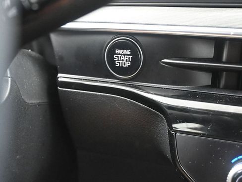 New 2025 Kia K5 EX image 24