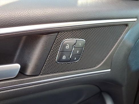 Used 2017 Ford Edge Titanium w/ Equipment Group 301A image 13