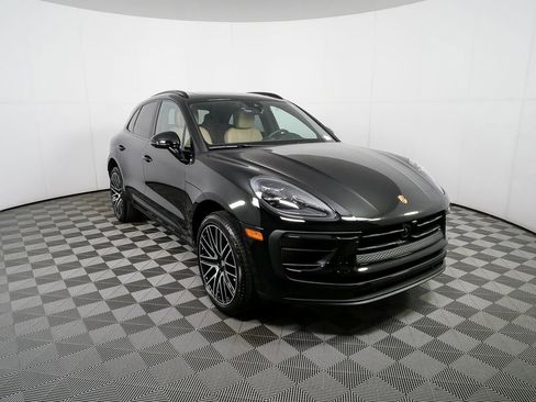New 2026 Porsche Macan S AWD/4WD image 28