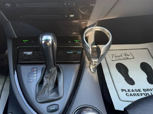 Used 2005 BMW 645Ci 645Ci Convertible 2D image 32