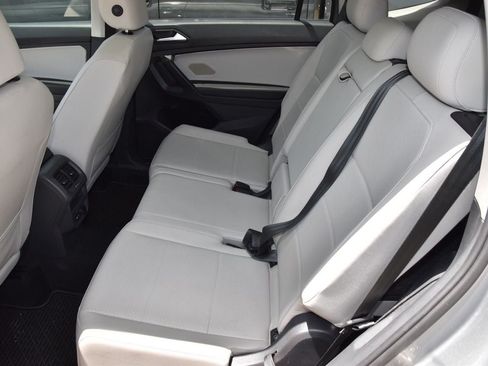 Used 2021 Volkswagen Tiguan S FWD image 10