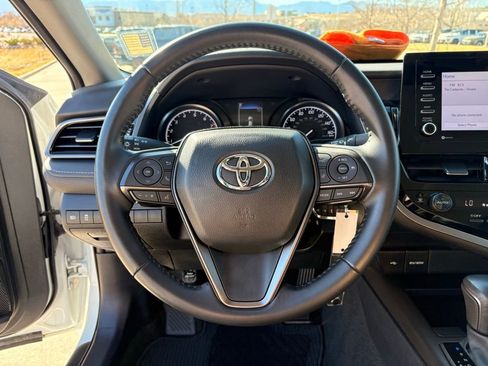 Used 2023 Toyota Camry SE image 24