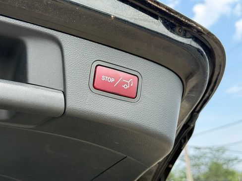 Used 2019 Mercedes-Benz GLA 250 w/ Convenience Package image 26
