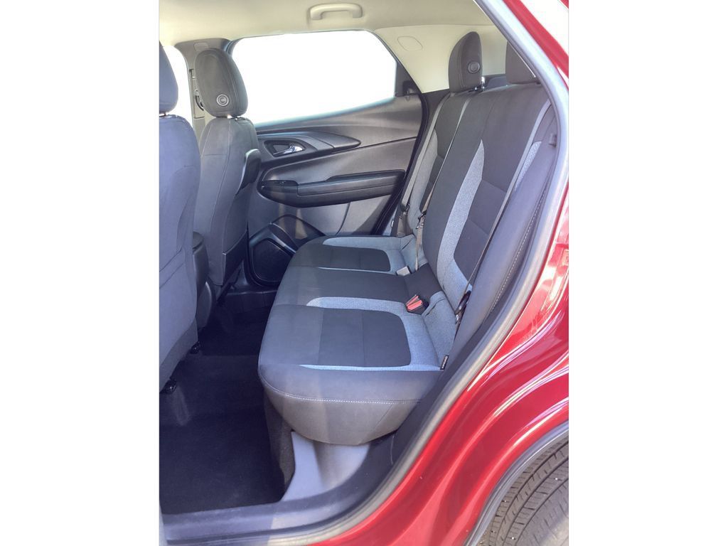 Used 2021 Chevrolet TrailBlazer LS AWD/4WD image 12