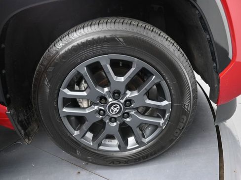 Used 2025 Toyota Sequoia Platinum AWD/4WD image 47