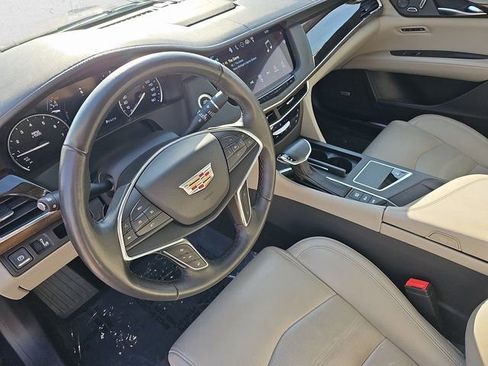 Used 2018 Cadillac CT6 Luxury image 16