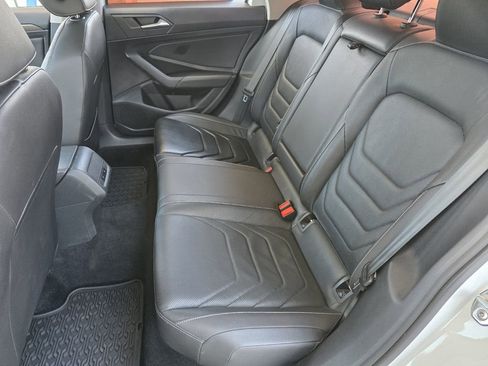 Used 2020 Volkswagen Jetta SEL Premium image 30