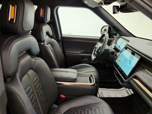 Used 2022 Rivian R1T Adventure AWD/4WD image 25