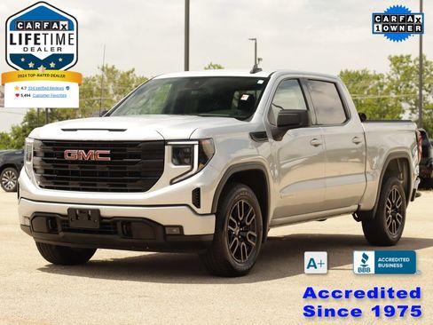 Used 2022 GMC Sierra 1500 Elevation AWD/4WD image 3