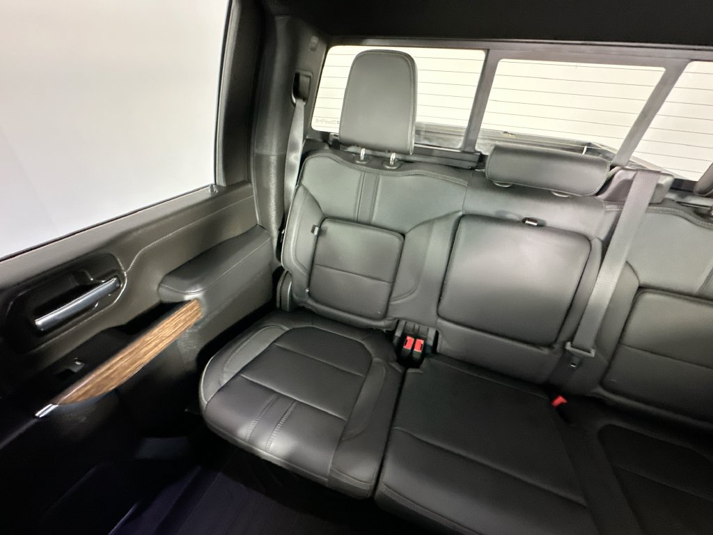 Used 2023 Chevrolet Silverado 3500 High Country w/ Technology Package AWD/4WD image 12