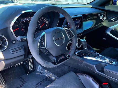 Used 2021 Chevrolet Camaro ZL1 RWD image 17