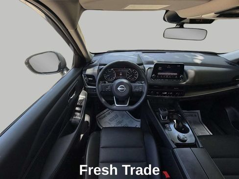 Used 2024 Nissan Rogue SV w/ SV Premium Package AWD/4WD image 11
