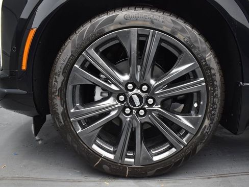 New 2026 Cadillac Optiq Sport 2 image 8