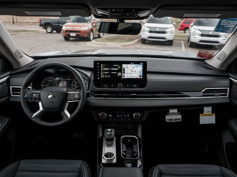 New 2026 Mitsubishi Outlander Trail Edition AWD/4WD image 13