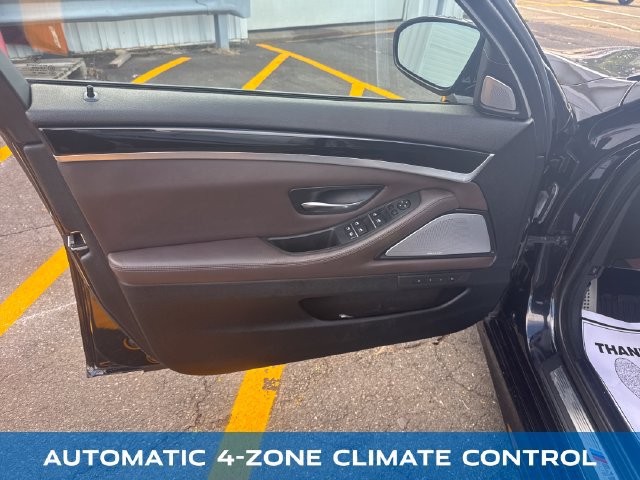 Used 2013 BMW M5 RWD image 11