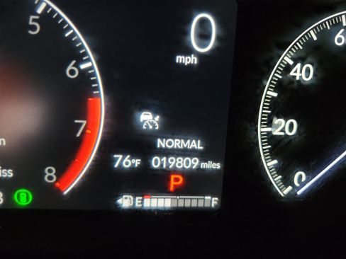 Used 2023 Honda Pilot EX-L image 12