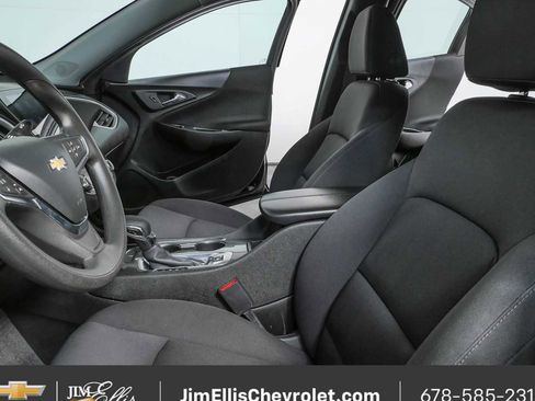 Used 2023 Chevrolet Malibu LT FWD image 5